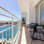 Apartamento Sea View Mia Just Renovated