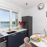 Sea View Mia Just Renovated