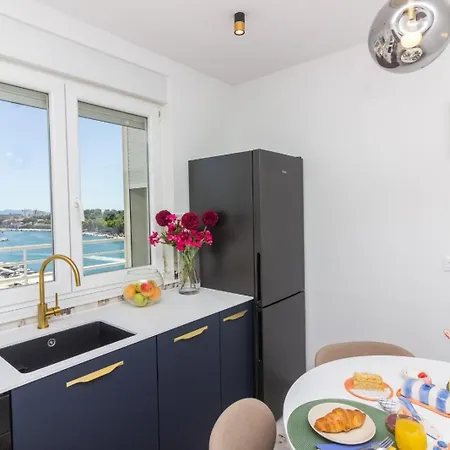 Sea View Mia Just Renovated Apartmán