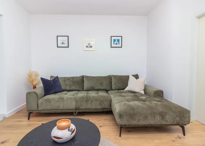 Apartment Sea View Mia Just Renovated *